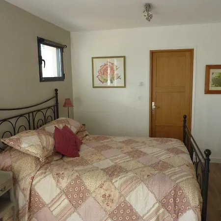 Kilima Juu Bed & Breakfast Treziers